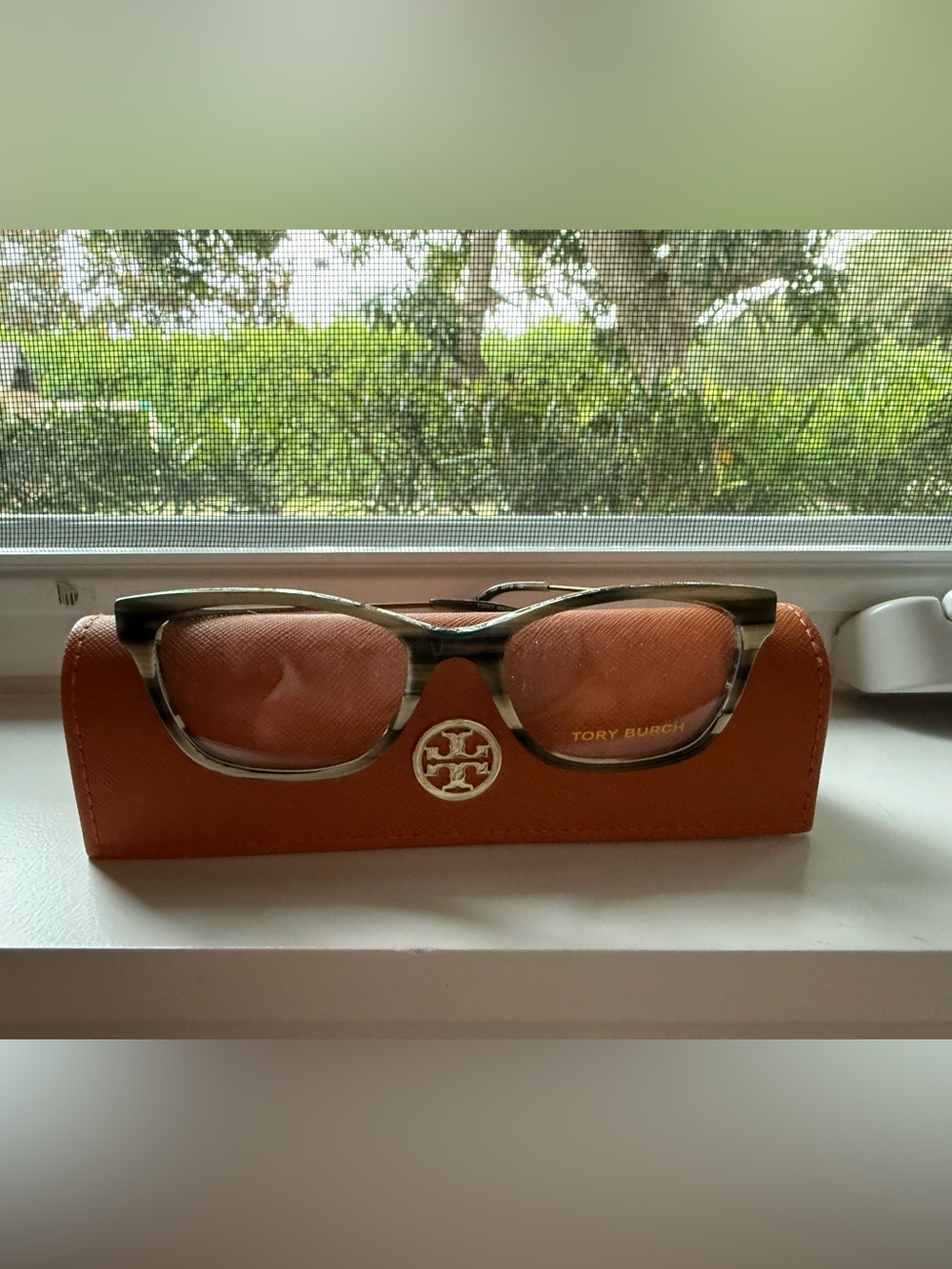 Tory Burch Olive Tortoiseshell Eyeglasses with Tan Logo Case